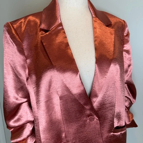 Cinq à Sept Shimmering Rose Blazer - Size 14 - Picture 2 of 9